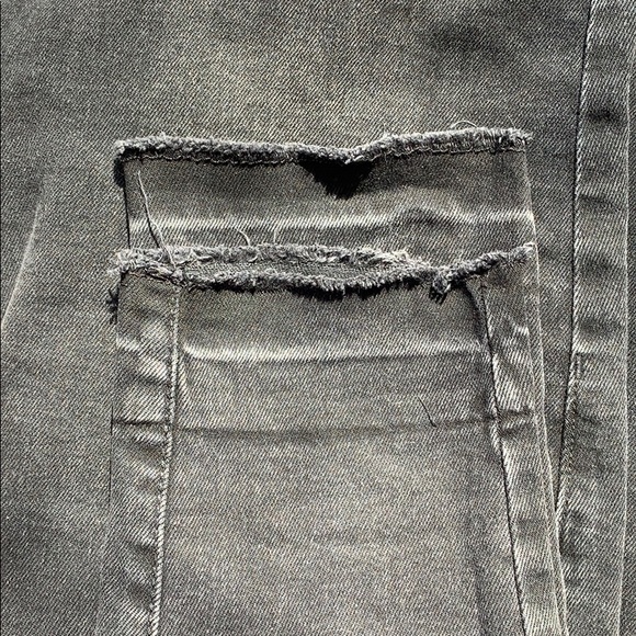 Simple basic black jeans - Picture 4 of 4